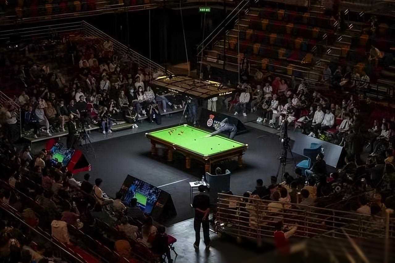 接提升了球 接提升了球